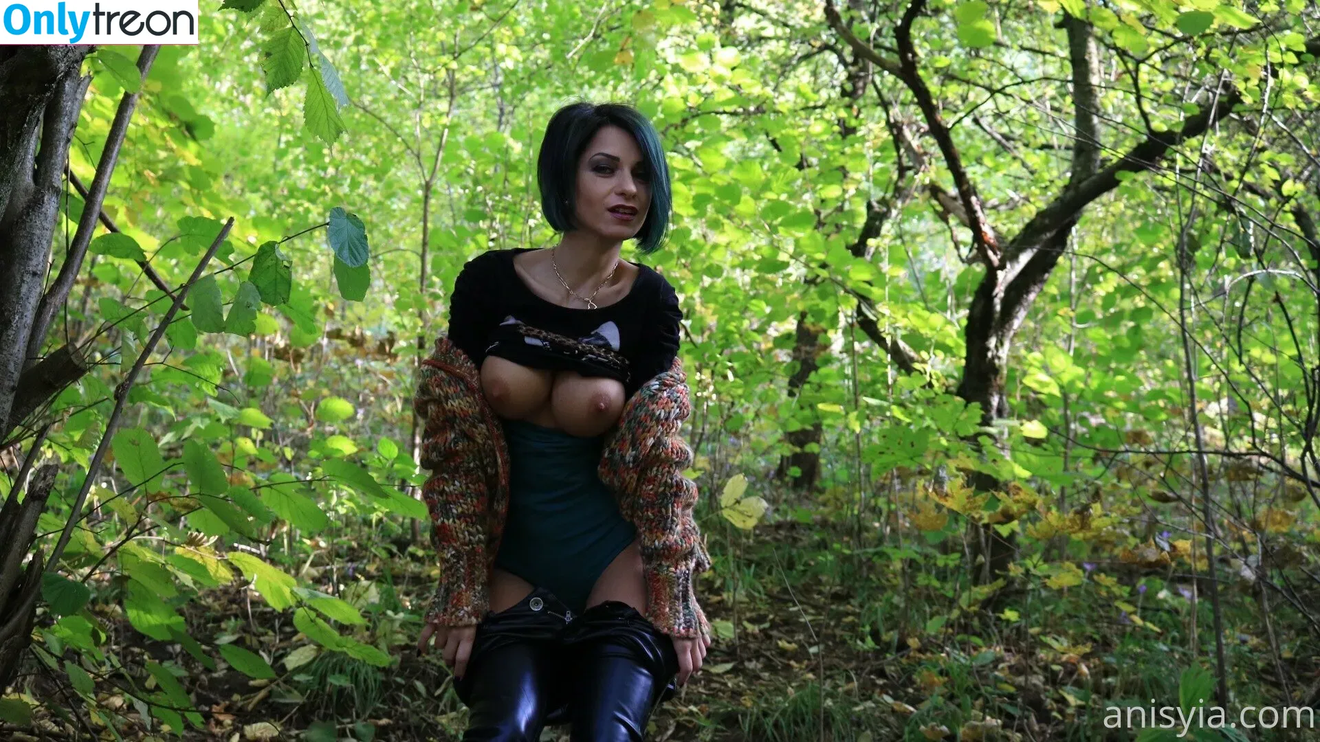 Anisyia nude photo #0101 (anisyialovee)