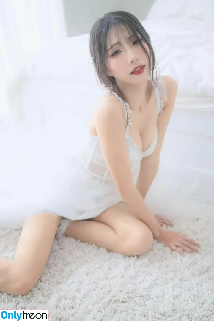 Anita Feifei nude photo #2274 (feifei_11111)