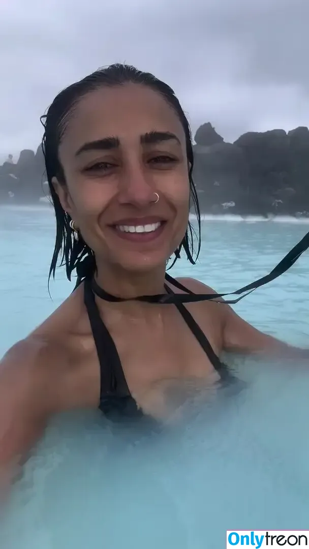 Anita Rani nude photo #0168 (itsanitarani)