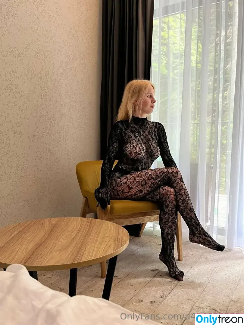 anitasavage nude photo #0004 (anitasavage)