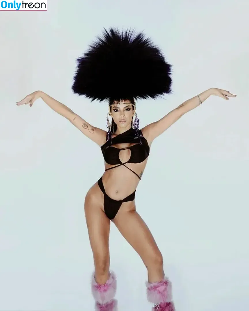 Anitta nude photo #0213 (Anitta)