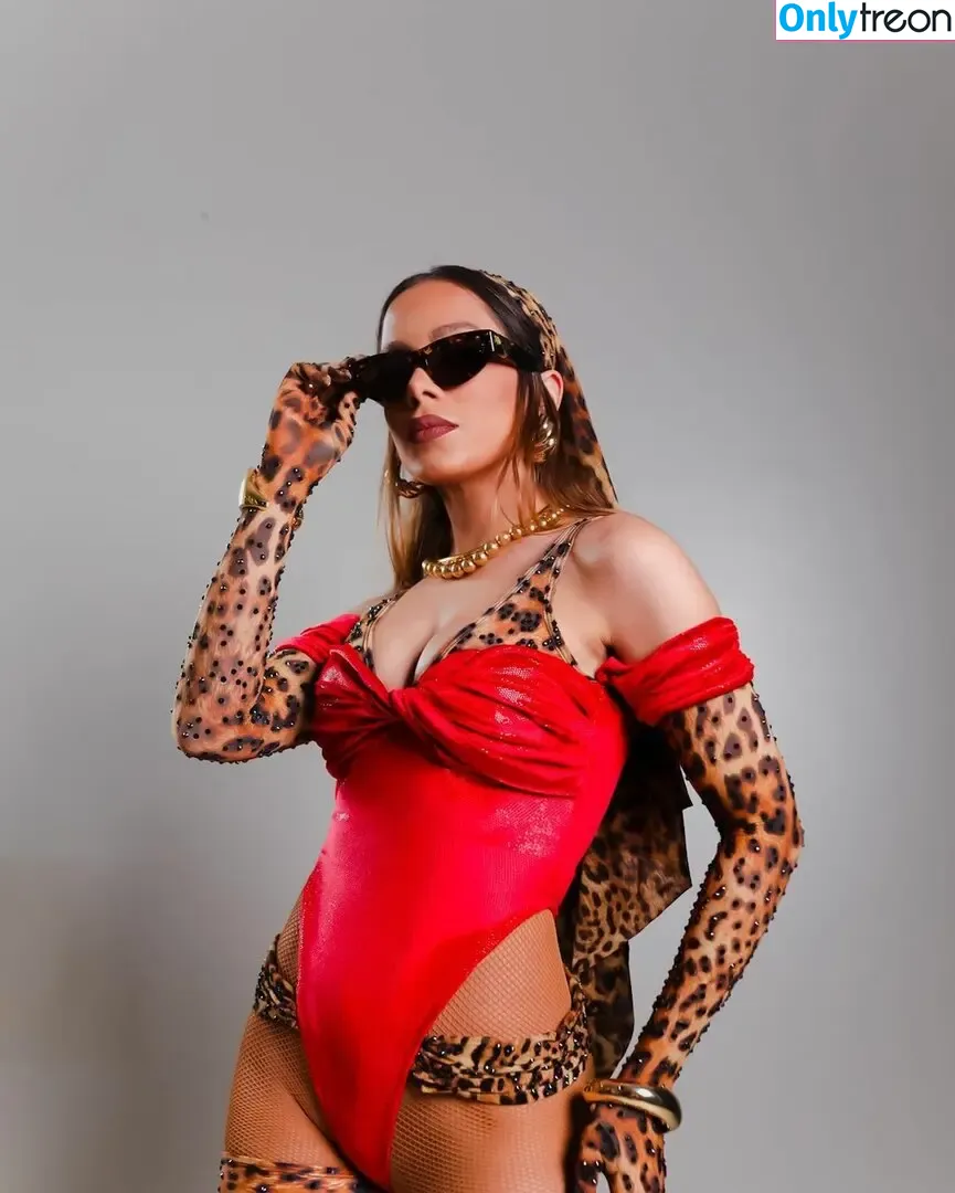 Anitta nude photo #0234 (Anitta)