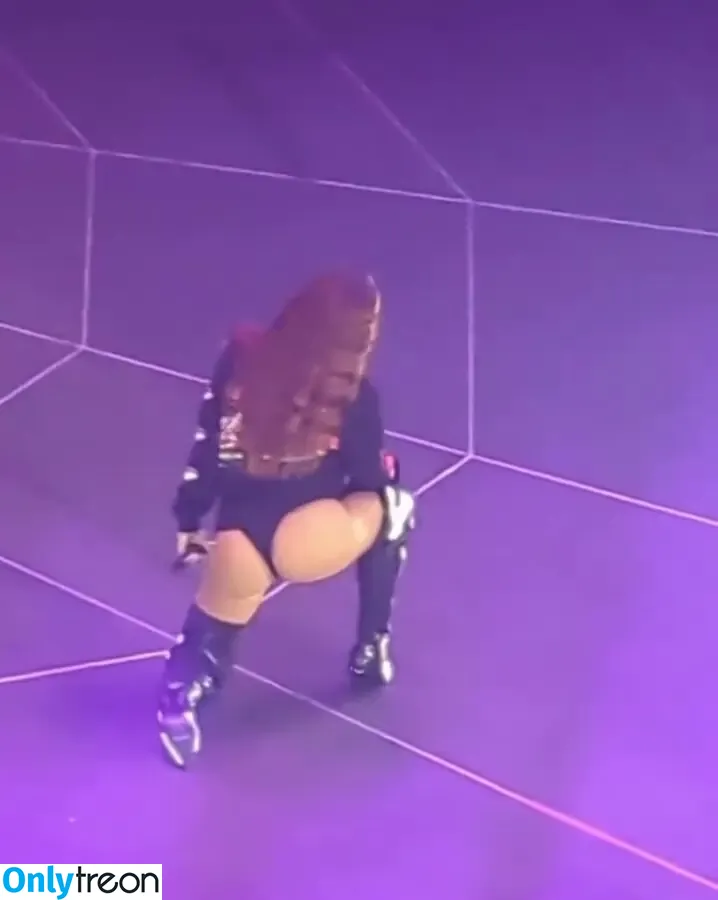 Anitta nude photo #0586 (Anitta)