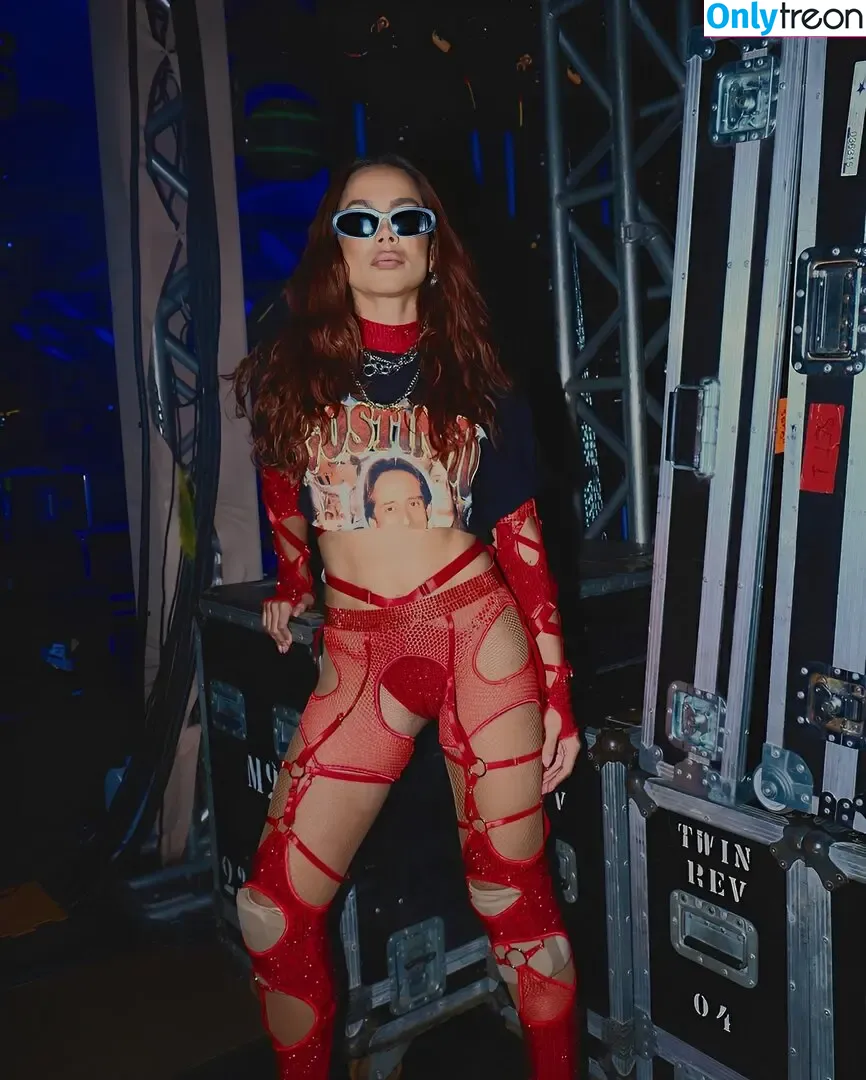 Anitta nude photo #0637 (Anitta)