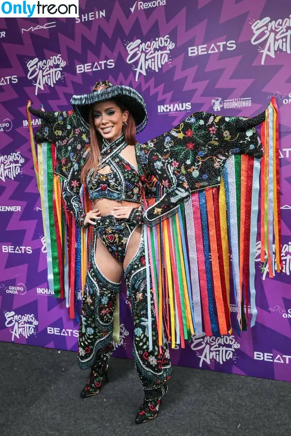 Anitta nude photo #0735 (Anitta)