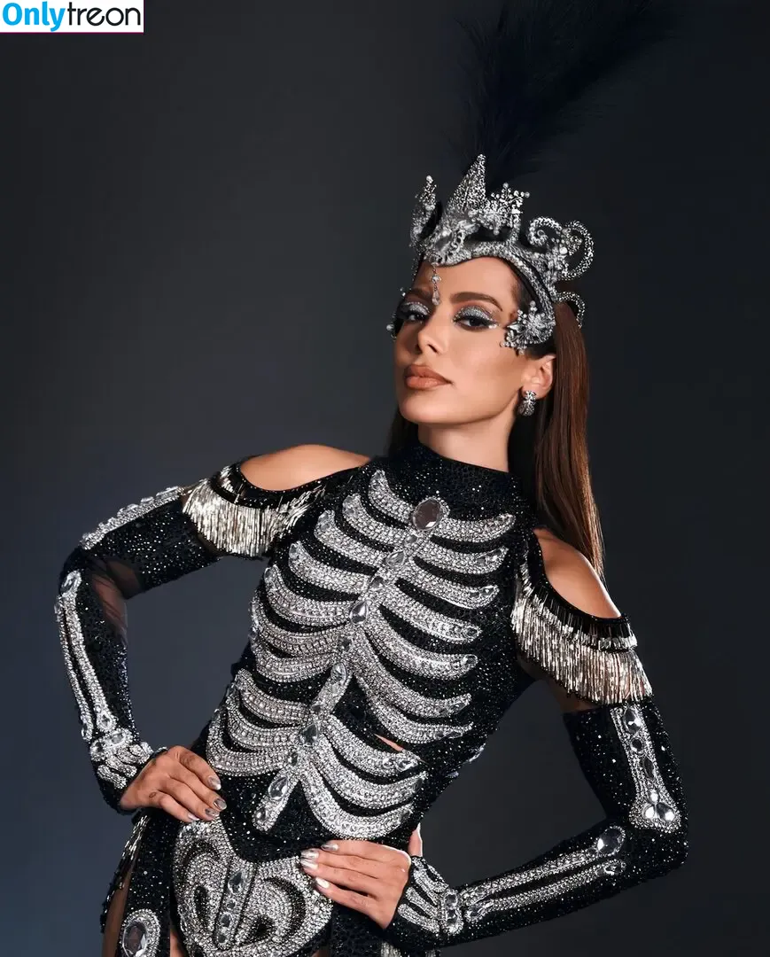 Anitta nude photo #0787 (Anitta)