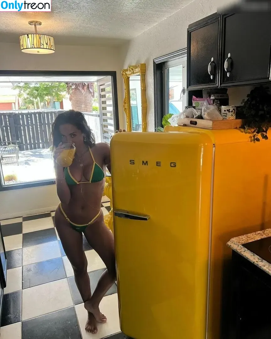 Anitta nude photo #1081 (Anitta)