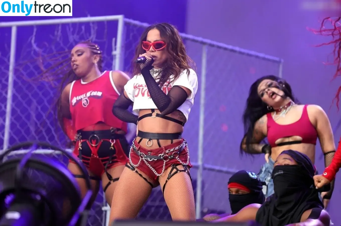 Anitta nude photo #1107 (Anitta)
