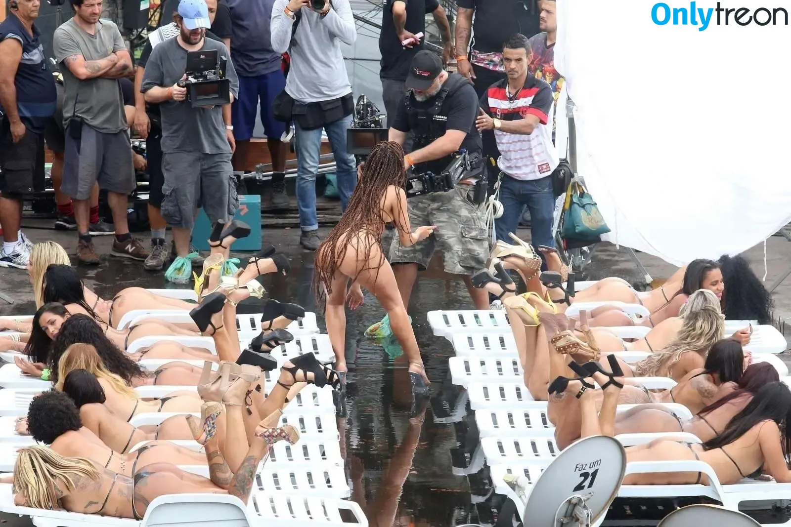 Anitta nude photo #1220 (Anitta)