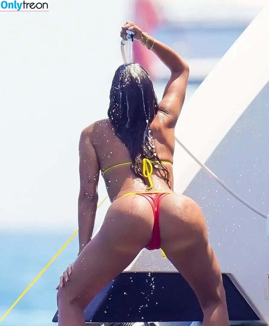 Anitta nude photo #1238 (Anitta)