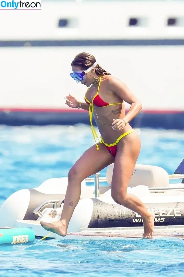 Anitta nude photo #1250 (Anitta)