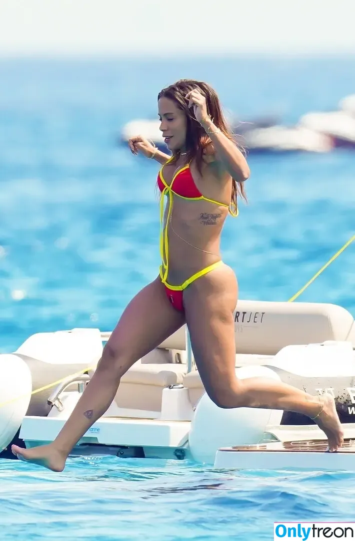 Anitta nude photo #1264 (Anitta)
