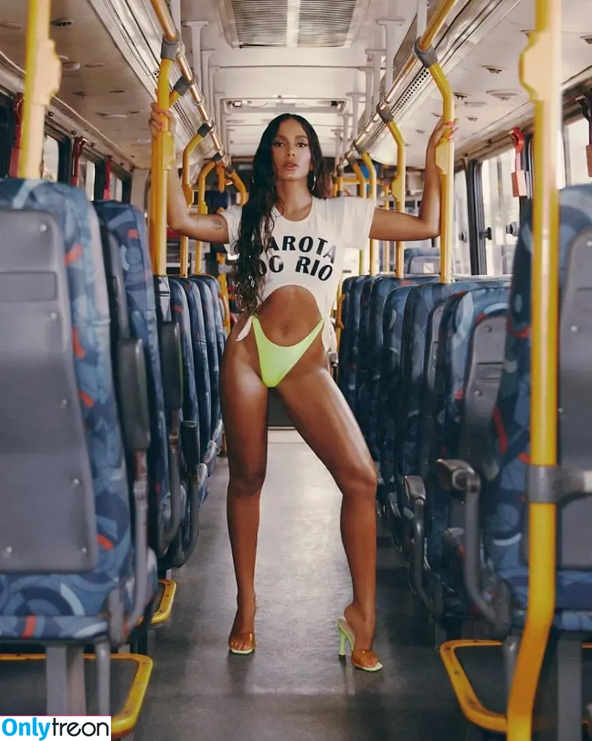 Anitta nude photo #1295 (Anitta)