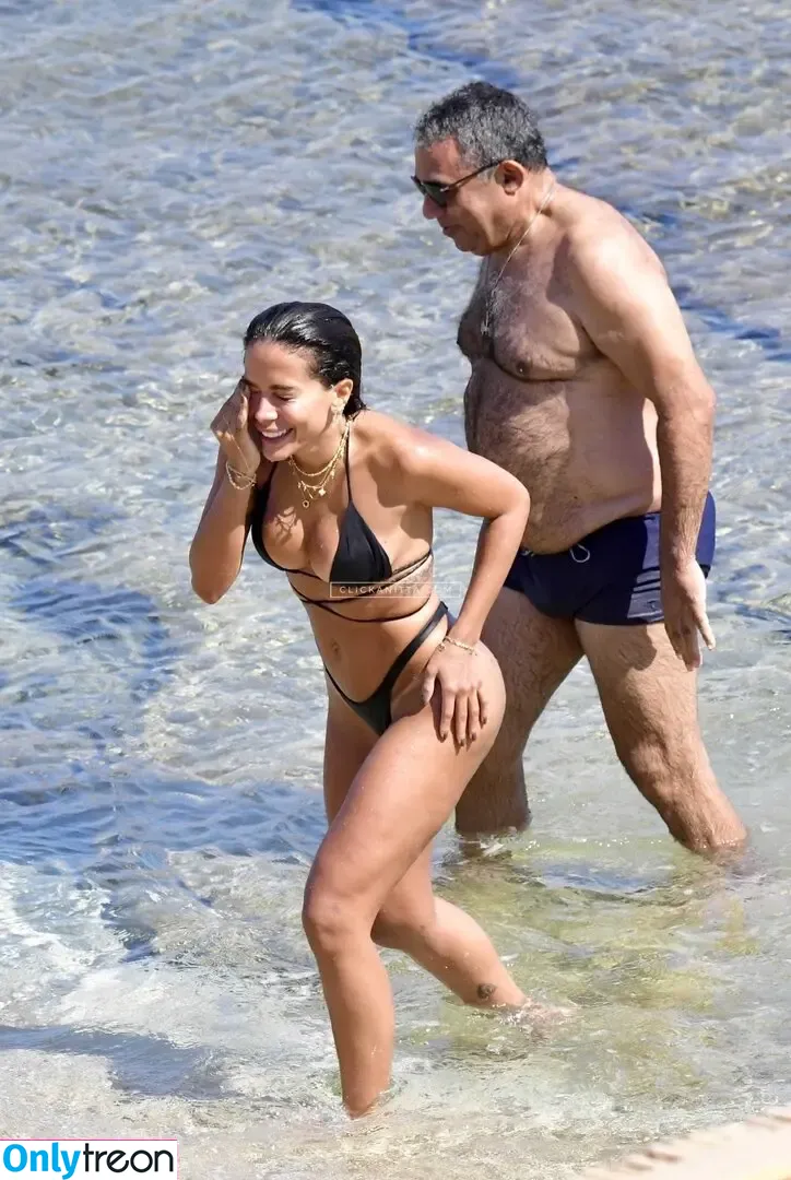 Anitta nude photo #1339 (Anitta)