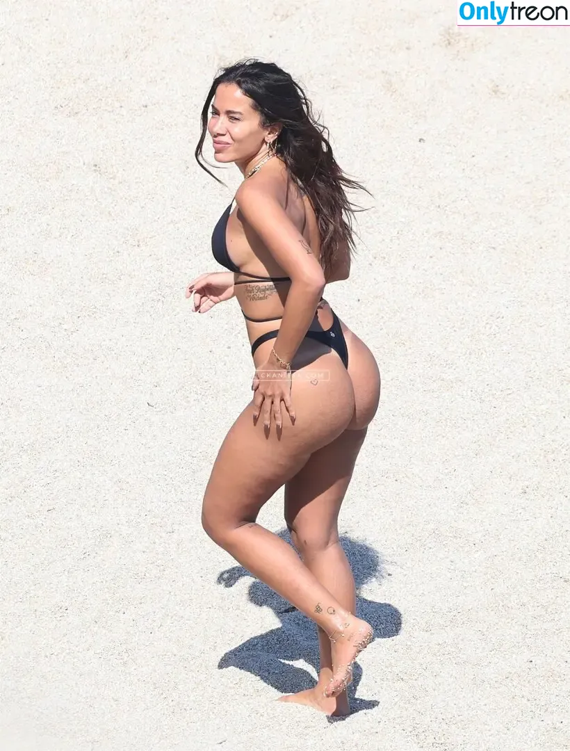 Anitta nude photo #1344 (Anitta)