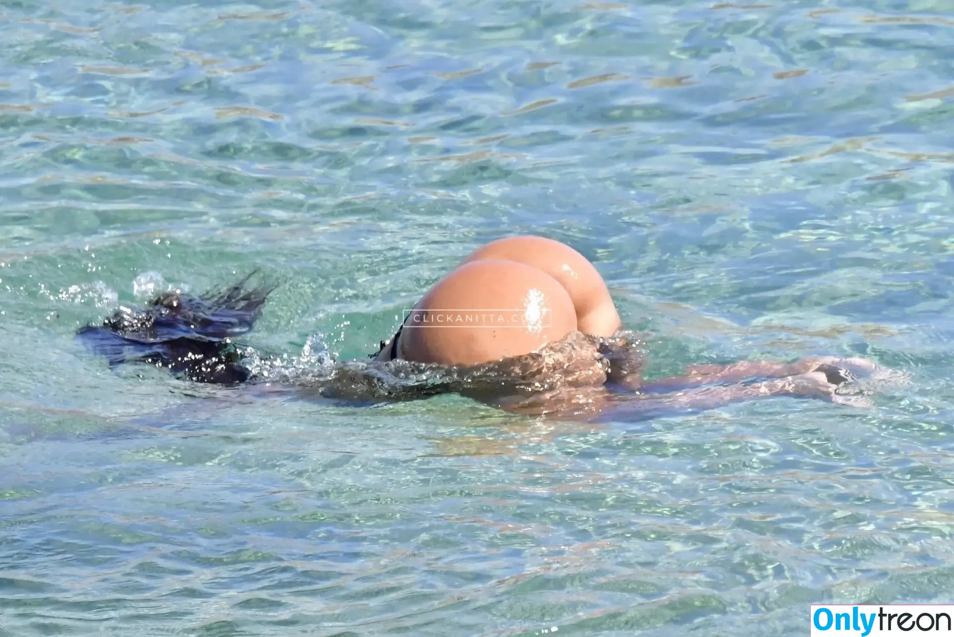 Anitta nude photo #1345 (Anitta)