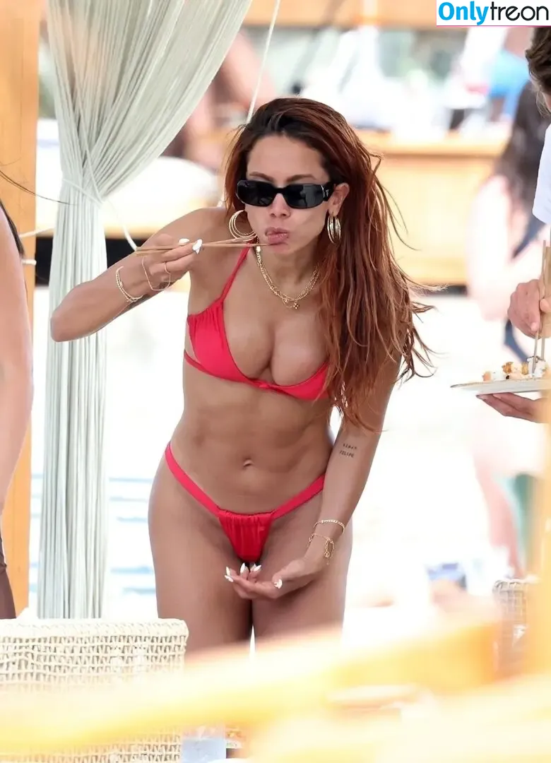 Anitta nude photo #1481 (Anitta)