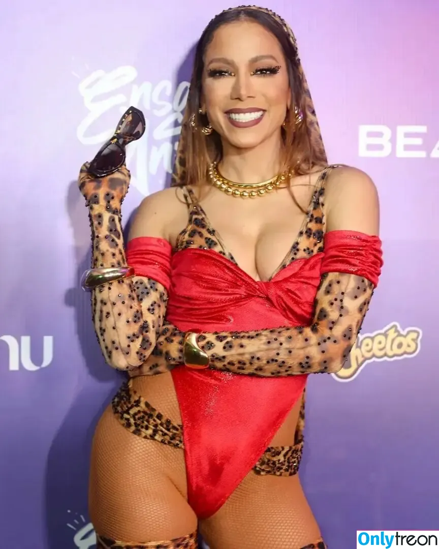 Anitta nude photo #1593 (Anitta)
