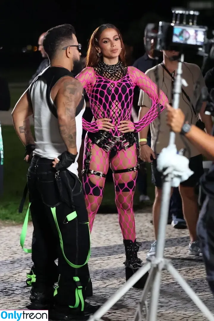 Anitta nude photo #1644 (Anitta)
