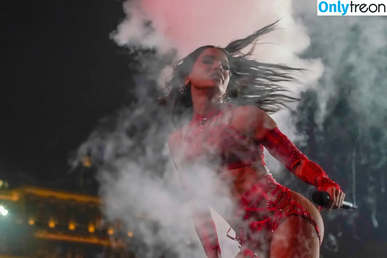 Anitta nude photo #1801 (Anitta)