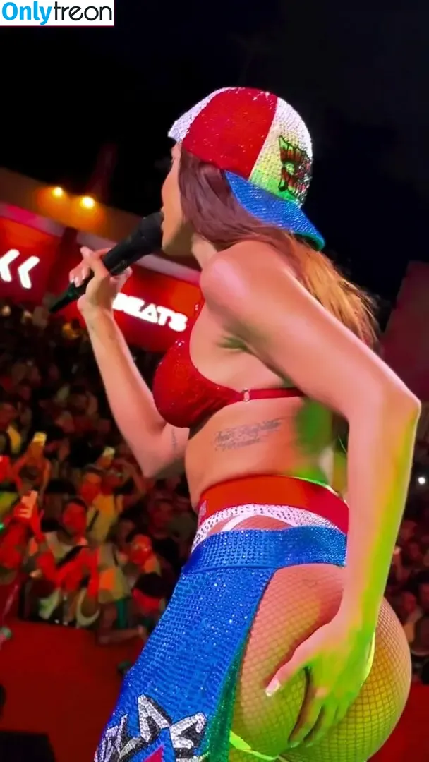 Anitta nude photo #1822 (Anitta)