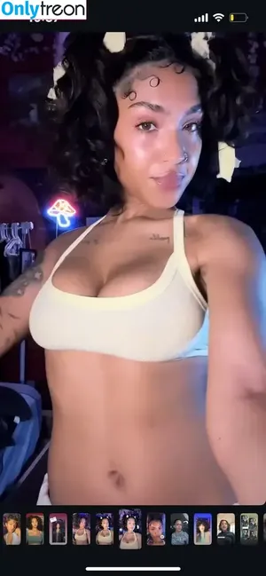 Aniyahalbino / _aniyahalbino nude photo #0003