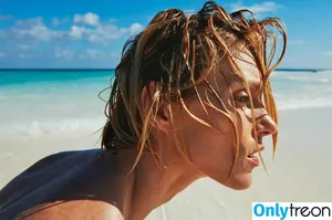 Anja Rubik / anja_rubik nude photo #0521