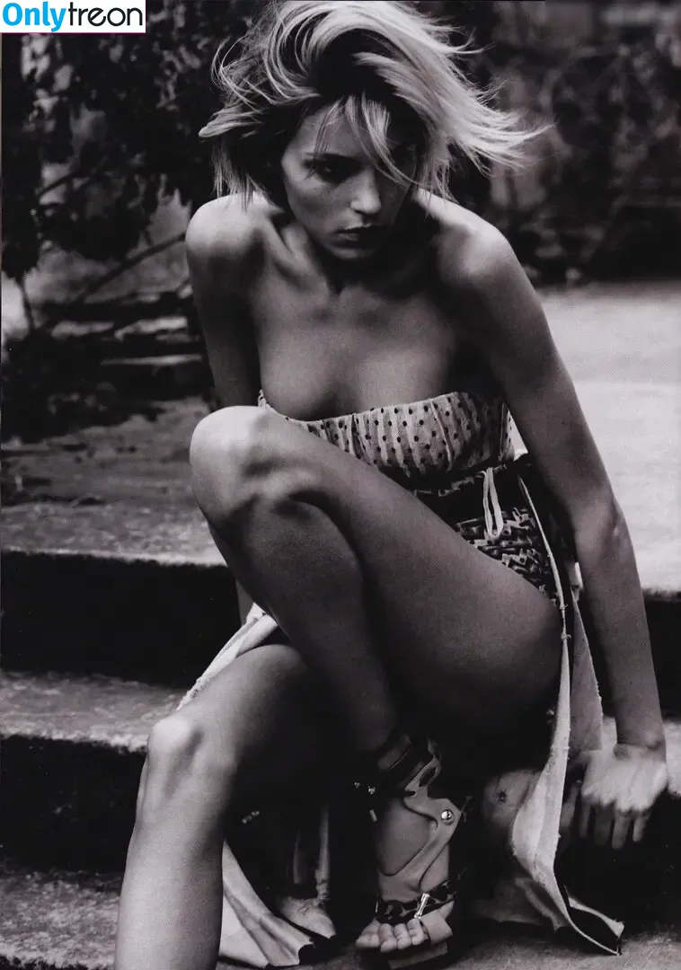 Anja Rubik nude photo #0581 (anja_rubik)