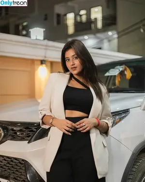 Anjali Arora / anjimaxuofficially nude photo #0004