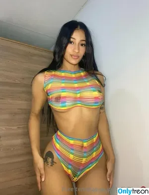 ann_trainer / ann_moves nude photo #0177