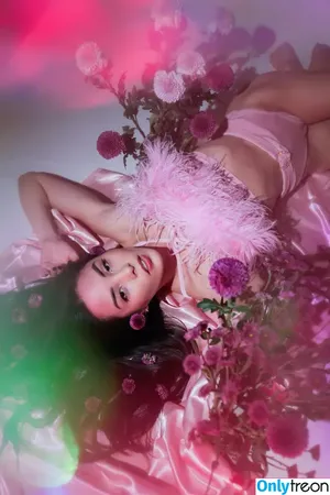 Anna Akana / AnnaAkana / wonderlandstudios nude photo #0638