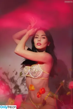 Anna Akana / AnnaAkana / wonderlandstudios nude photo #0644