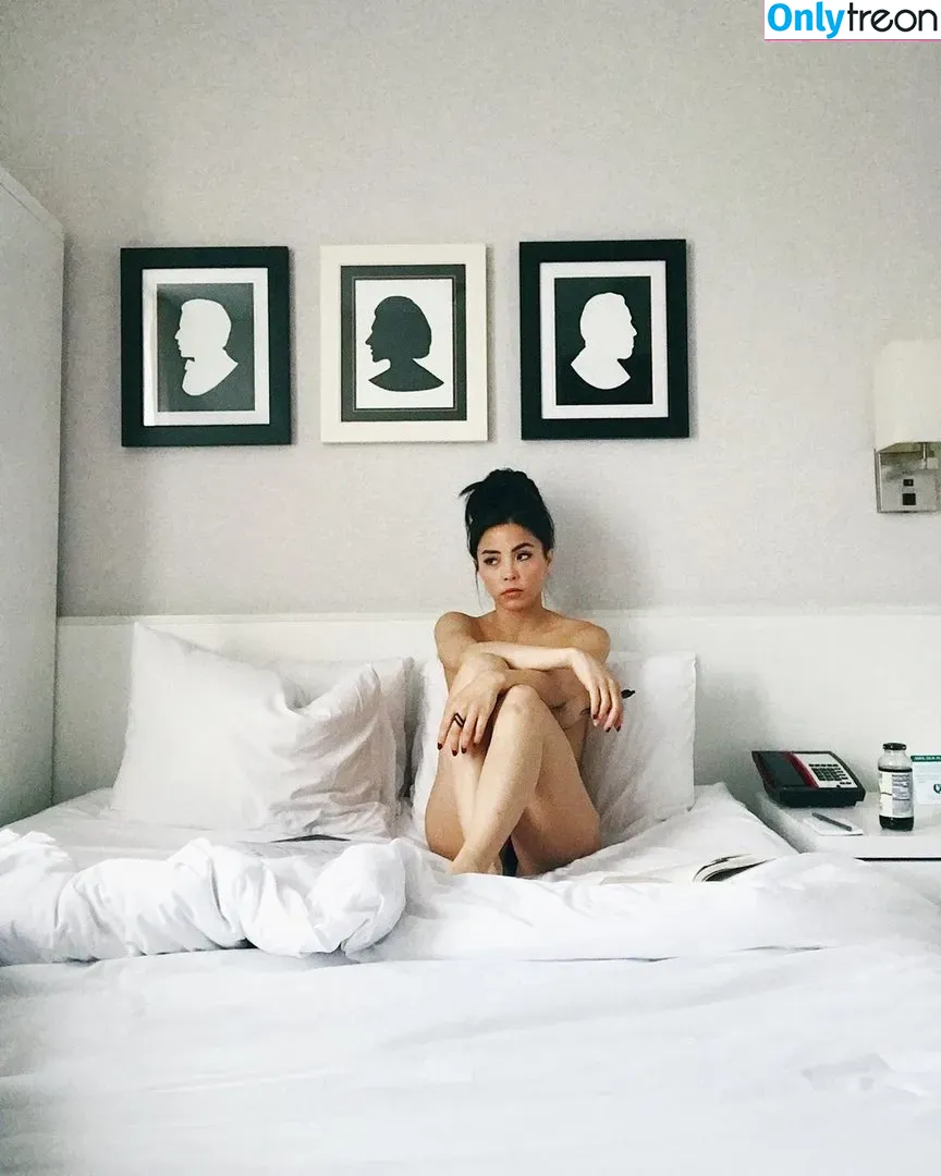 Anna Akana nude photo #0023 (AnnaAkana / wonderlandstudios)