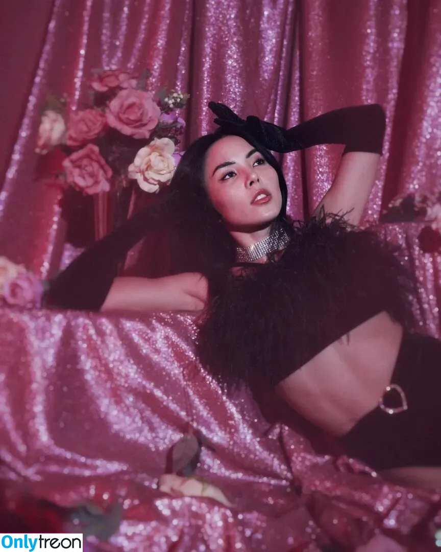 Anna Akana nude photo #0115 (AnnaAkana / wonderlandstudios)