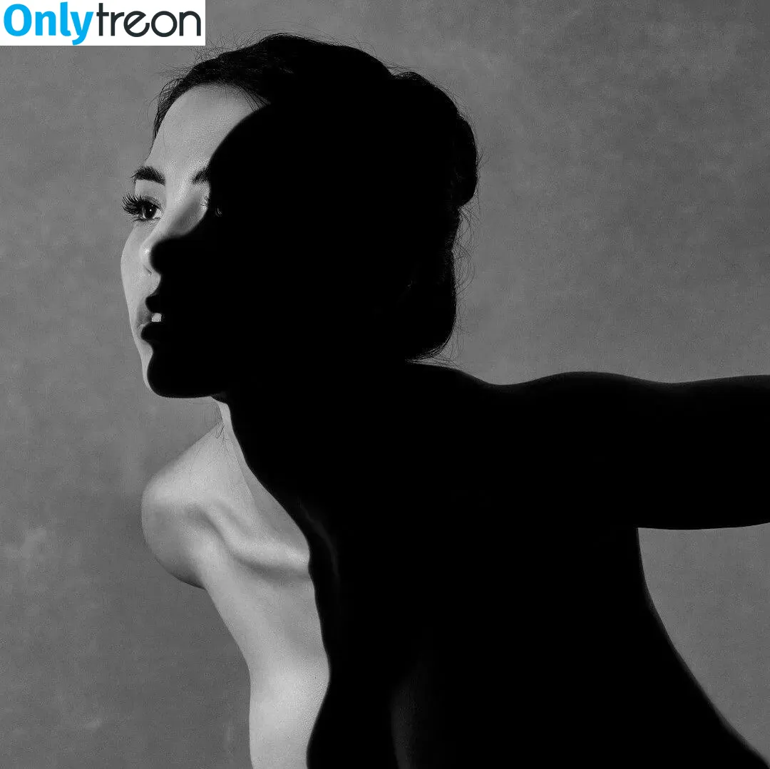 Anna Akana nude photo #0148 (AnnaAkana / wonderlandstudios)