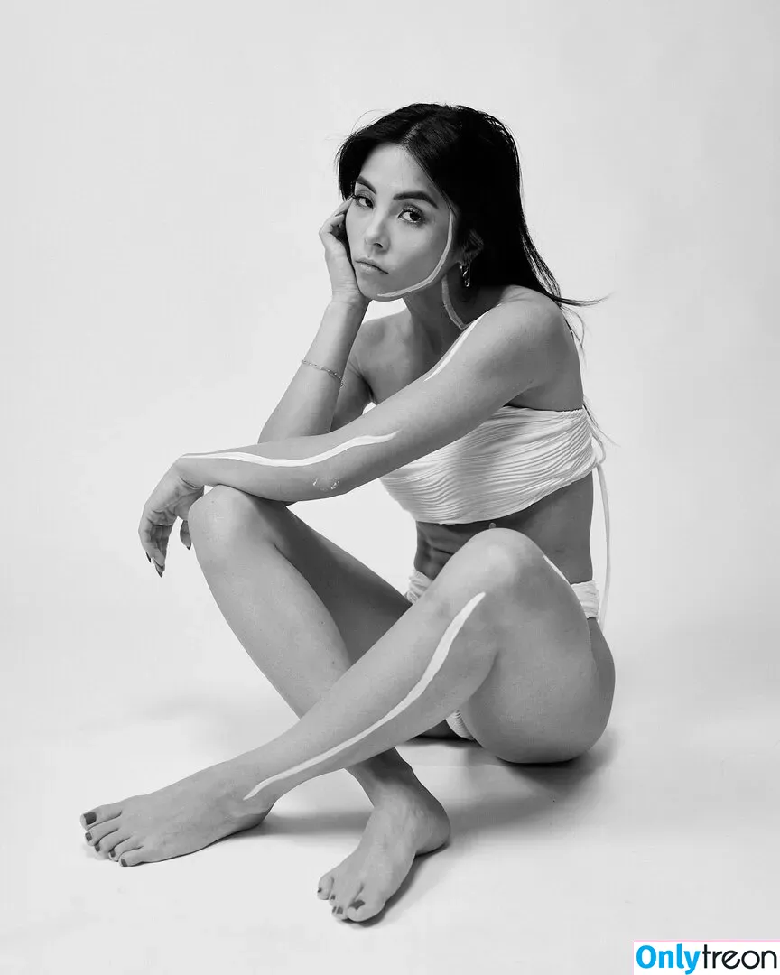Anna Akana nude photo #0337 (AnnaAkana / wonderlandstudios)