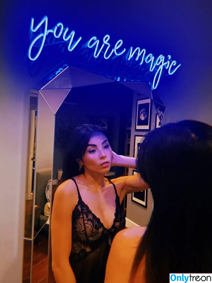 Anna Akana nude photo #0365 (AnnaAkana / wonderlandstudios)