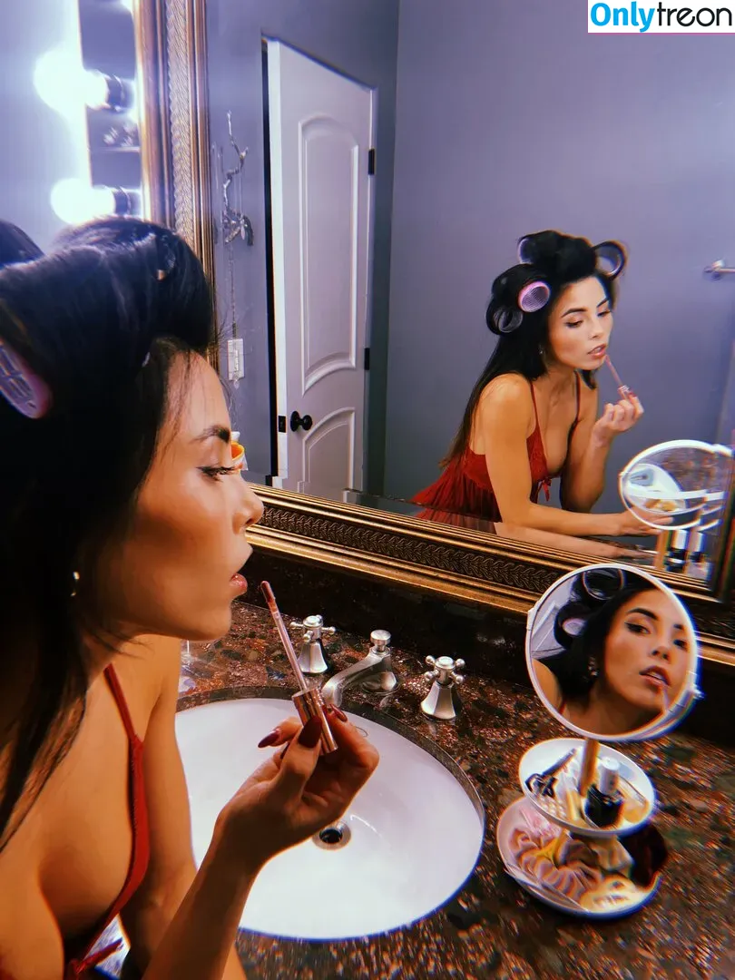 Anna Akana nude photo #0368 (AnnaAkana / wonderlandstudios)