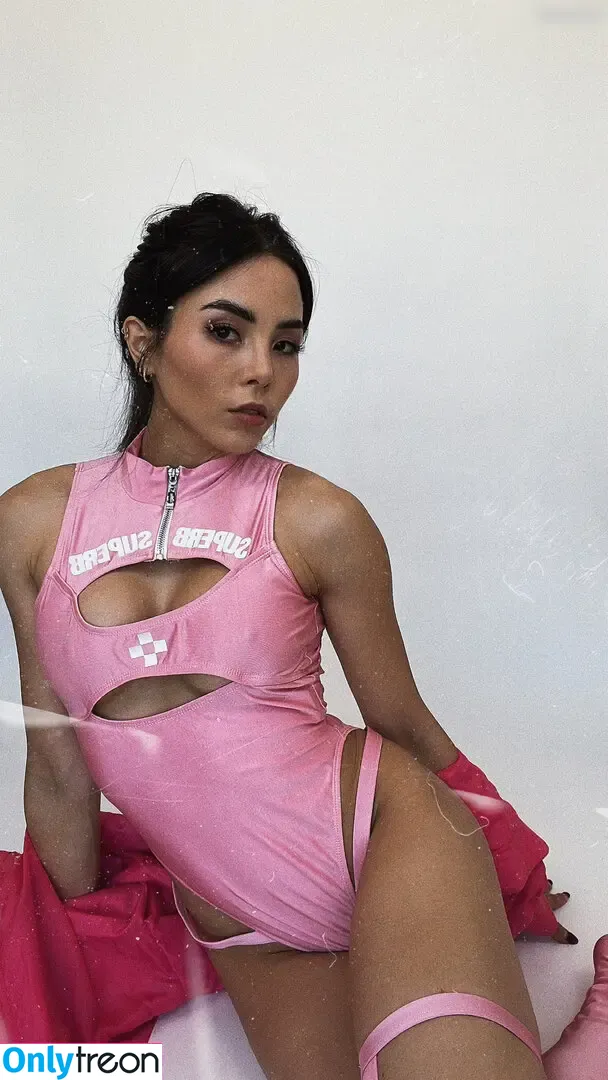 Anna Akana nude photo #0607 (AnnaAkana / wonderlandstudios)