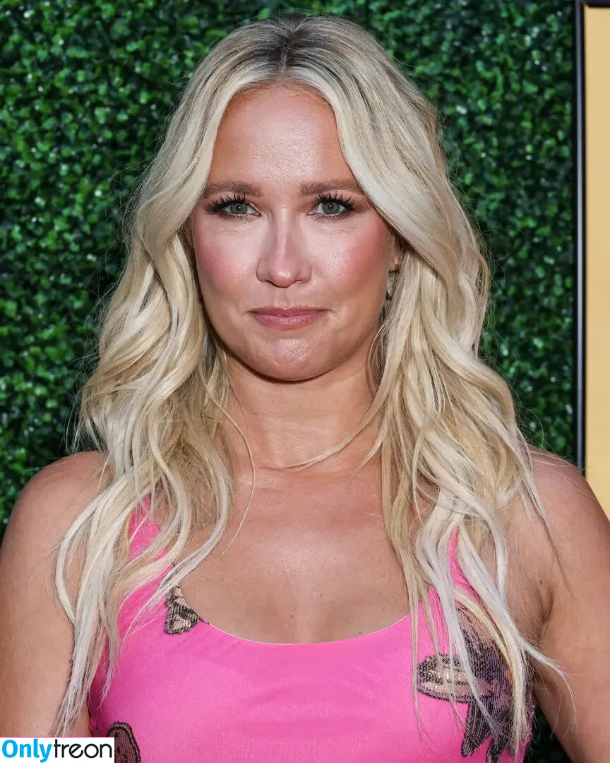 Anna Camp nude photo #0108 (therealannacamp)