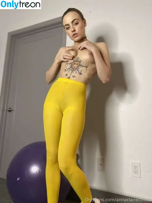 Anna Claire Clouds nude photo #0547 (annaclairecloud / annaclaireclouds / annaclairecloudstv__)