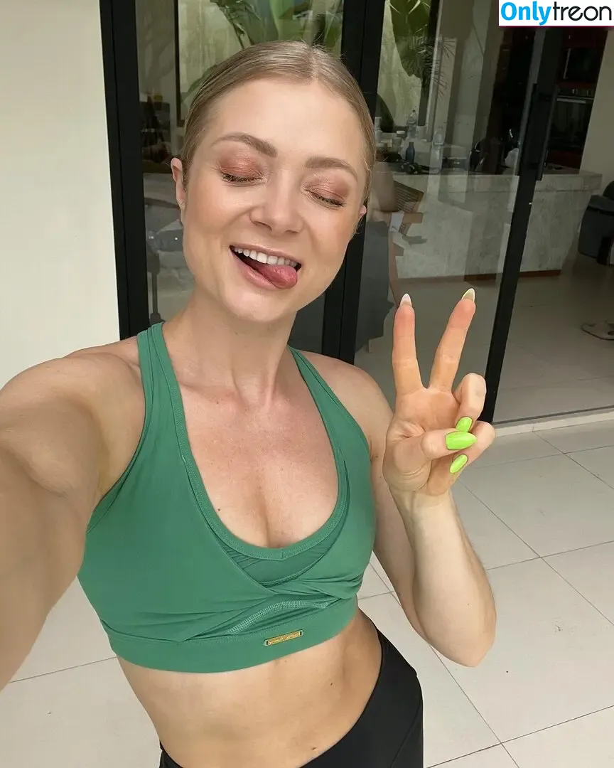 Anna Engelschall nude photo #0008 (growingannanas)