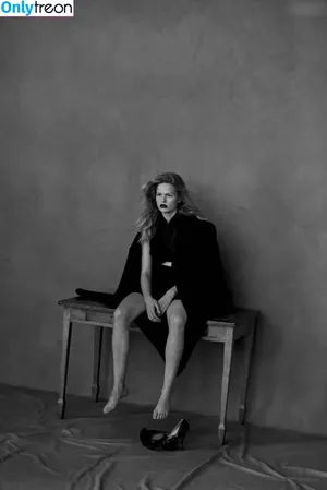 Anna Ewers / annaewers nude photo #0030