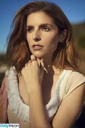Anna Kendrick / AnnaKendrick47 nude photo #0301