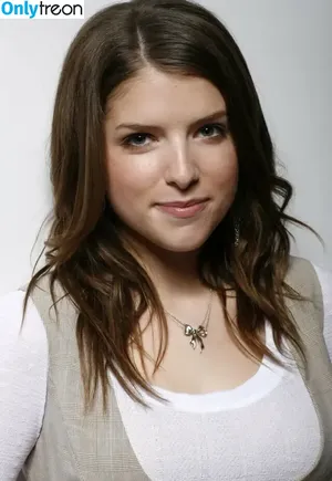 Anna Kendrick / AnnaKendrick47 nude photo #0390