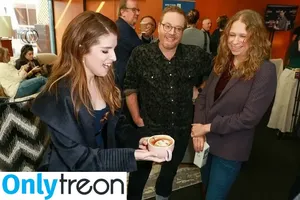 Anna Kendrick / AnnaKendrick47 nude photo #0526