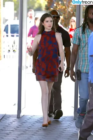 Anna Kendrick / AnnaKendrick47 nude photo #0637