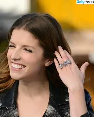 Anna Kendrick / AnnaKendrick47 nude photo #0825