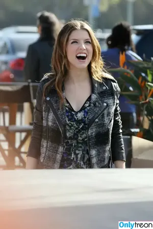 Anna Kendrick / AnnaKendrick47 nude photo #0843