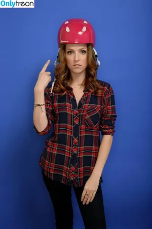 Anna Kendrick / AnnaKendrick47 nude photo #0927
